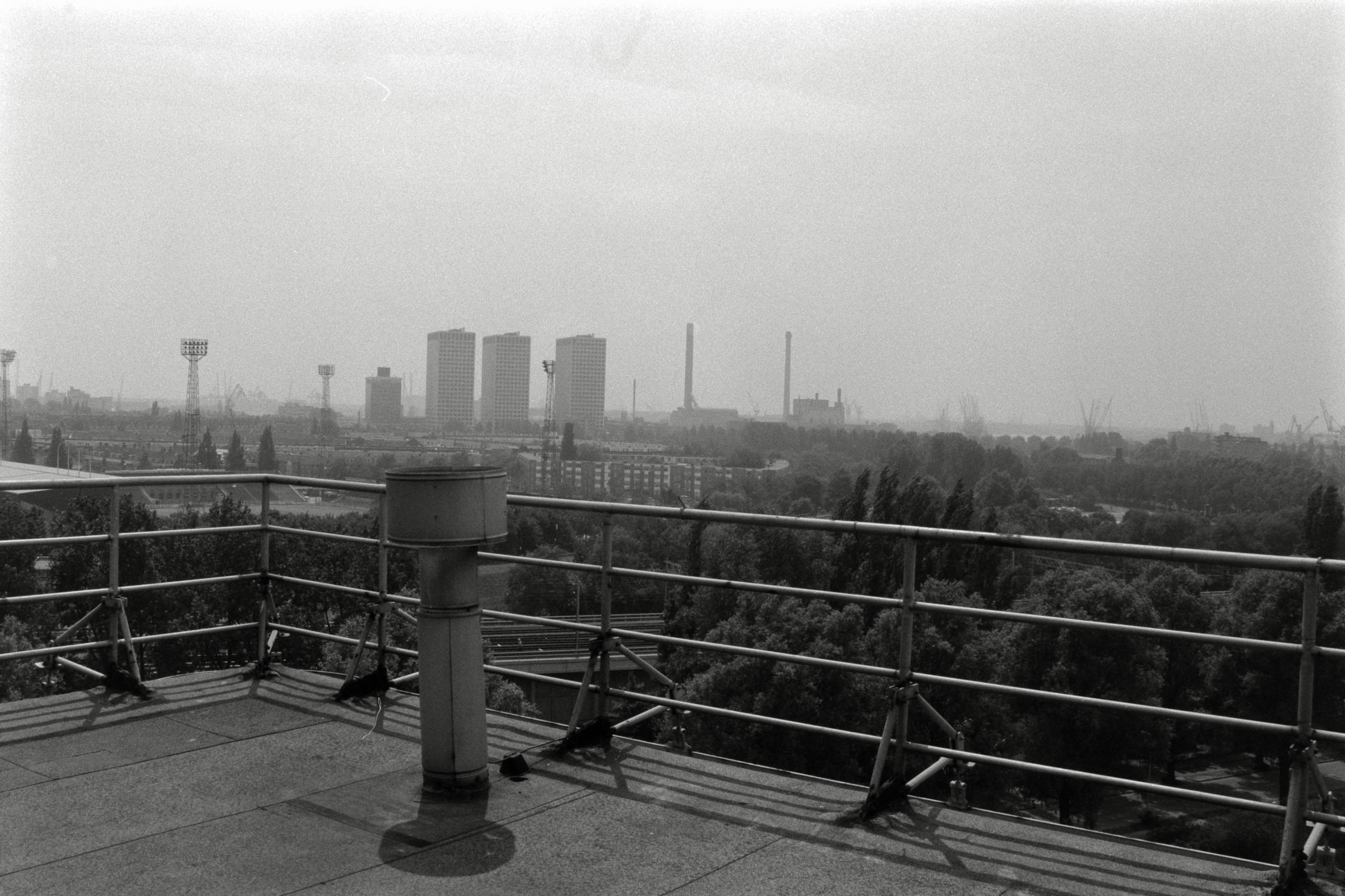 AHP F1992 06 003 sc250507 img12 NLP